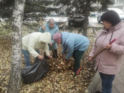 Общественники провели на своих территориях завершающую акцию «Чистый четверг»