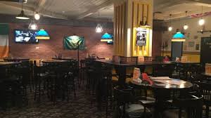 Во время субботних рейдов в барах и ресторанах Барнаула выявили нарушения режима работы 