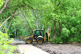 В Барнауле по нацпроекту «Инфраструктура для жизни» продолжаются работы по благоустройству трех общественных пространств 