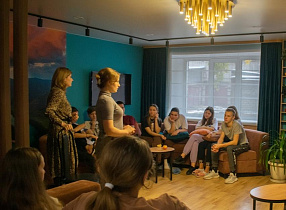 Профилактику наркомании среди молодежи Алтайского края ведут волонтеры из студенческого форум-театра «Перспектива»