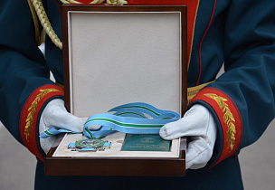 В Барнауле участникам Великой Отечественной войны вручают памятную медаль «Почетный гражданин города»