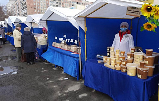 На 243 торговых точках представили свою продукцию местные предприятия на ярмарках в Барнауле