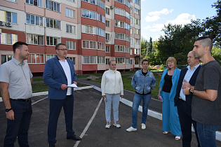 В Барнауле продолжают благоустраивать дворовые территории 