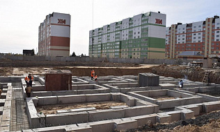 Барнаульцы могут наблюдать за строительством образовательных учреждений онлайн