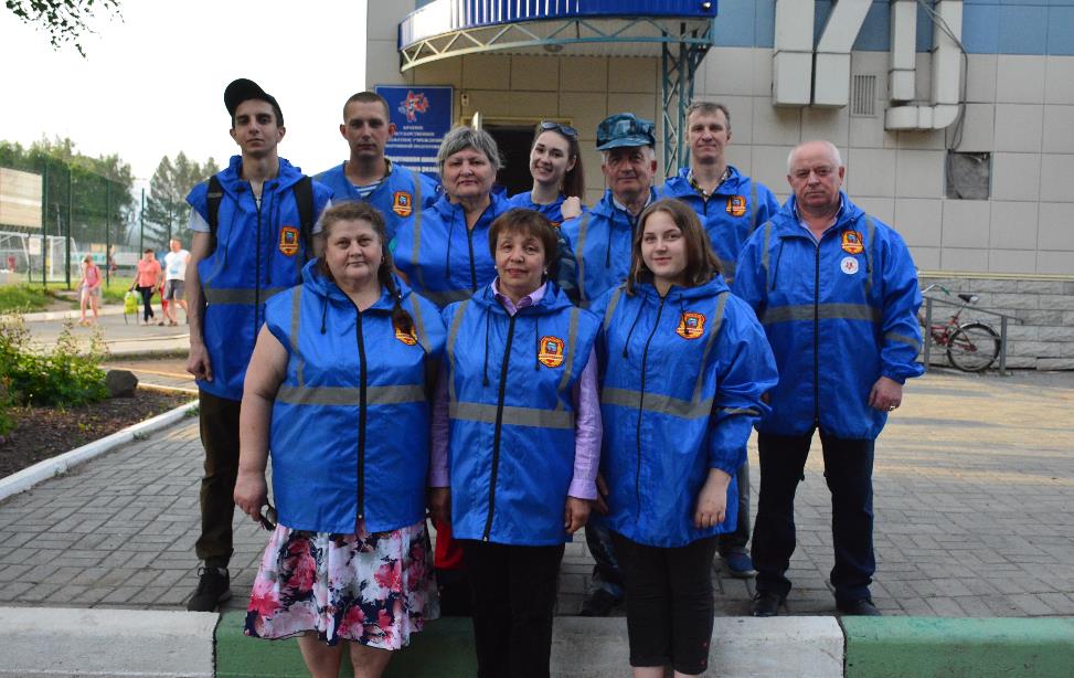 Барнаульским дружинникам сшили дополнительные форменные жилеты