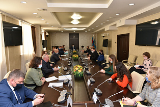 В администрации города прошло заседание рабочей группы по завершению строительства ЖК «Парковый»