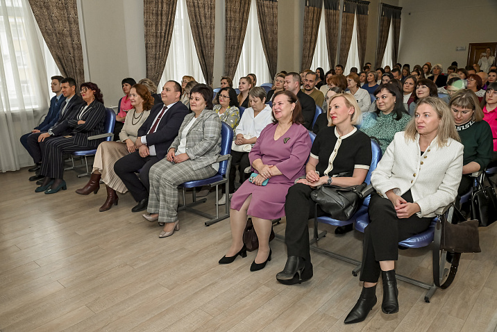 В Центральном районе состоялось торжественное мероприятие по вручению наград по итогам празднования Дня города