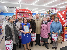 Новый социальный магазин открыли в Индустриальном районе