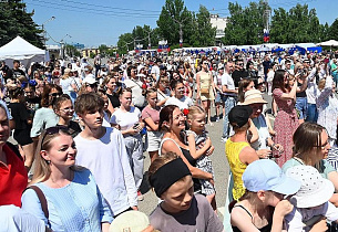 Вниманию барнаульцев: какие предметы запрещены на праздничных мероприятиях в День города