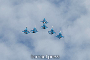 Сегодня в Барнаул прилетят «Русские Витязи»