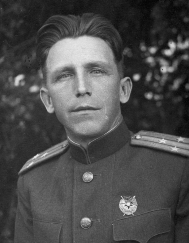 К юбилею Победы: Их имена мы в улицы вписали. Улица Алексея Юрина