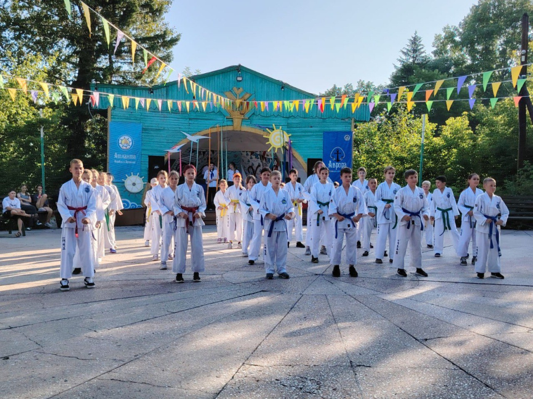 Юные тхэквондисты Барнаула вернулись с тренировочных сборов