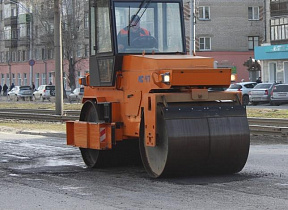 В Барнауле восстанавливают асфальт после проведения работ на тепловых сетях
