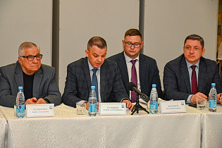 В Барнауле прошёл круглый стол по развитию зелёного каркаса города