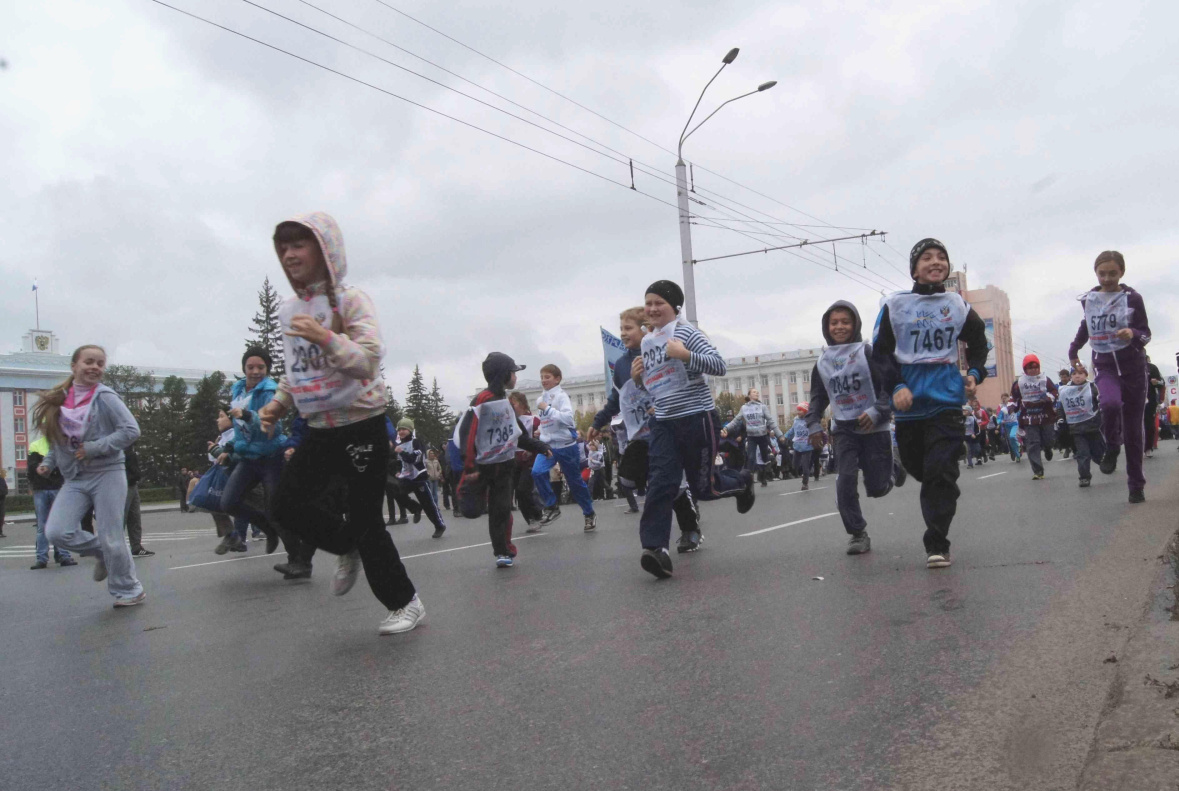 На площади Советов в Барнауле пройдет всероссийский день бега «Кросс нации-2018» 