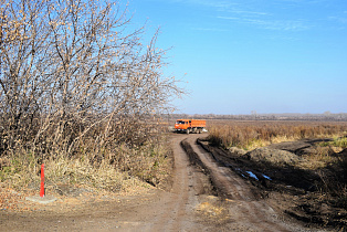 На Павловском тракте снесли препятствующий незаконному сливу ЖБО шлагбаум