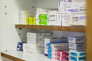 В барнаульской поликлинике №7 в рамках пилотного проекта будут выписывать электронные рецепты льготникам