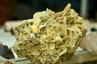 «Мир камня» приглашает на предновогодние лекции в музее