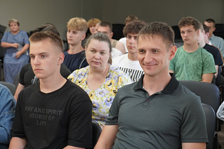 Победители барнаульских городских военно-спортивных игр среди школьников поощрены поездкой в Москву