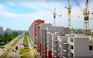 Вячеслав Франк поздравляет строителей и ветеранов отрасли с профессиональным праздником