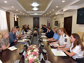 Изменения законодательства по обращению с твердыми коммунальными отходами обсудили в администрации города