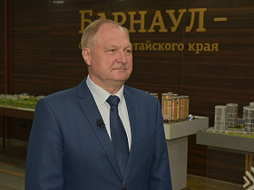 Замглавы администрации города по защите населения и информации Игорь Лисин прокомментировал ситуацию с непогодой в Барнауле