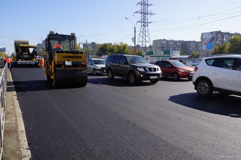 В 2017 году в нормативное состояние приведут более 4 тыс. км дорог в 36 регионах России