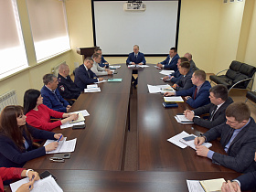 В связи с неблагоприятными метеоусловиями в Барнауле вводится режим повышенной готовности