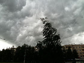 Штормовой прогноз погоды на 16 июля в Барнауле