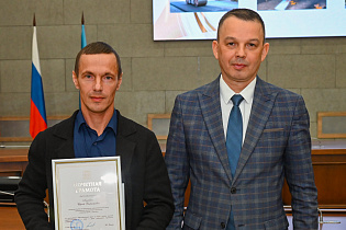 В администрации Барнаула состоялось награждение работников дорожного хозяйства и транспорта