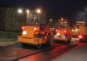 В Барнауле асфальтируют улицу Профинтерна