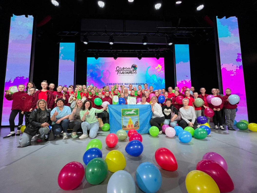 Барнаульский ансамбль «Школьные годы» - обладатель Гран-при Международного фестиваля-конкурса 