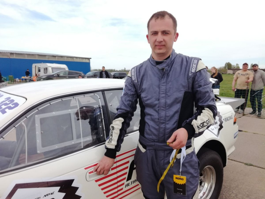 Барнаулец Алексей Калашников стал бронзовым призером чемпионата России по дрэг-рейсингу