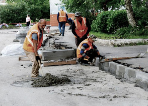 Сергей Дугин проверил работы по реализации приоритетных федеральных проектов в Барнауле