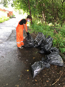 Волонтеры помогли убрать мусор с участков берегов Оби, Барнаулки, Ляпихи
