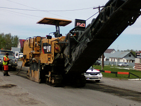Долгожданный ремонт дороги по улице Новосибирской продолжается