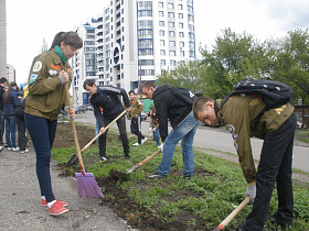 19 апреля в рамках месячника весенней санитарной очистки в Барнауле пройдет общегородской субботник