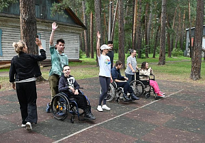 В Барнауле проходит профильная смена для детей с ограниченными возможностями здоровья