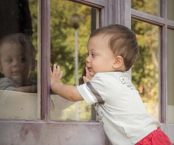 В сезон открытых окон помните о безопасности детей