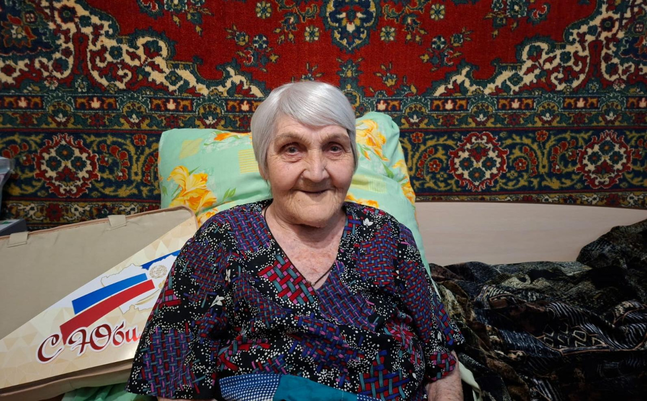Труженице тыла из Барнаула Елене Николаевне Сабылиной исполнилось 95 лет 