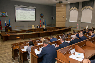 Размещение в Барнауле нестационарных торговых объектов обсудили на аппаратном совещании в городской администрации