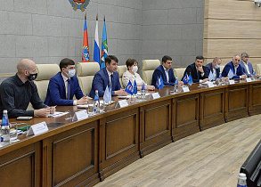 «Никто не собирается выселять собственников из их же домов»: барнаульские единороссы обсудили изменения в ПЗЗ