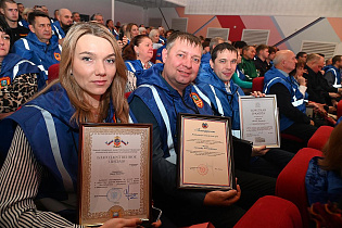 Барнаульских дружинников наградили в честь 15-летия со дня создания общественной организации