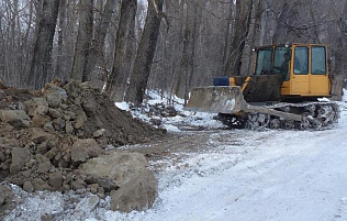 Паводок-2018. В Затоне завершают отсыпку оградительного вала