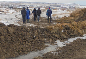 Готовность водопропускных устройств к паводку проверили в пригороде Барнаула