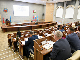 Расширенное аппаратное совещание прошло в администрации города 