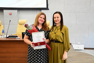 Жителям Барнаула вручили краевые и городские награды