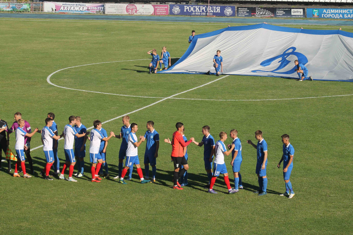 Барнаульское «Динамо» сыграет с «Сибирью-2»