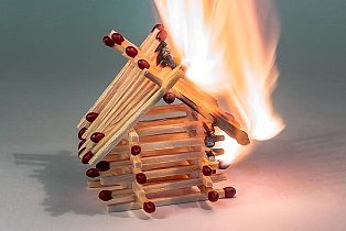 Барнаульцев просят научить своих детей правилам пожарной безопасности