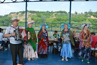 Для жителей барнаульских микрорайонов организовали бесплатную прогулку на теплоходе